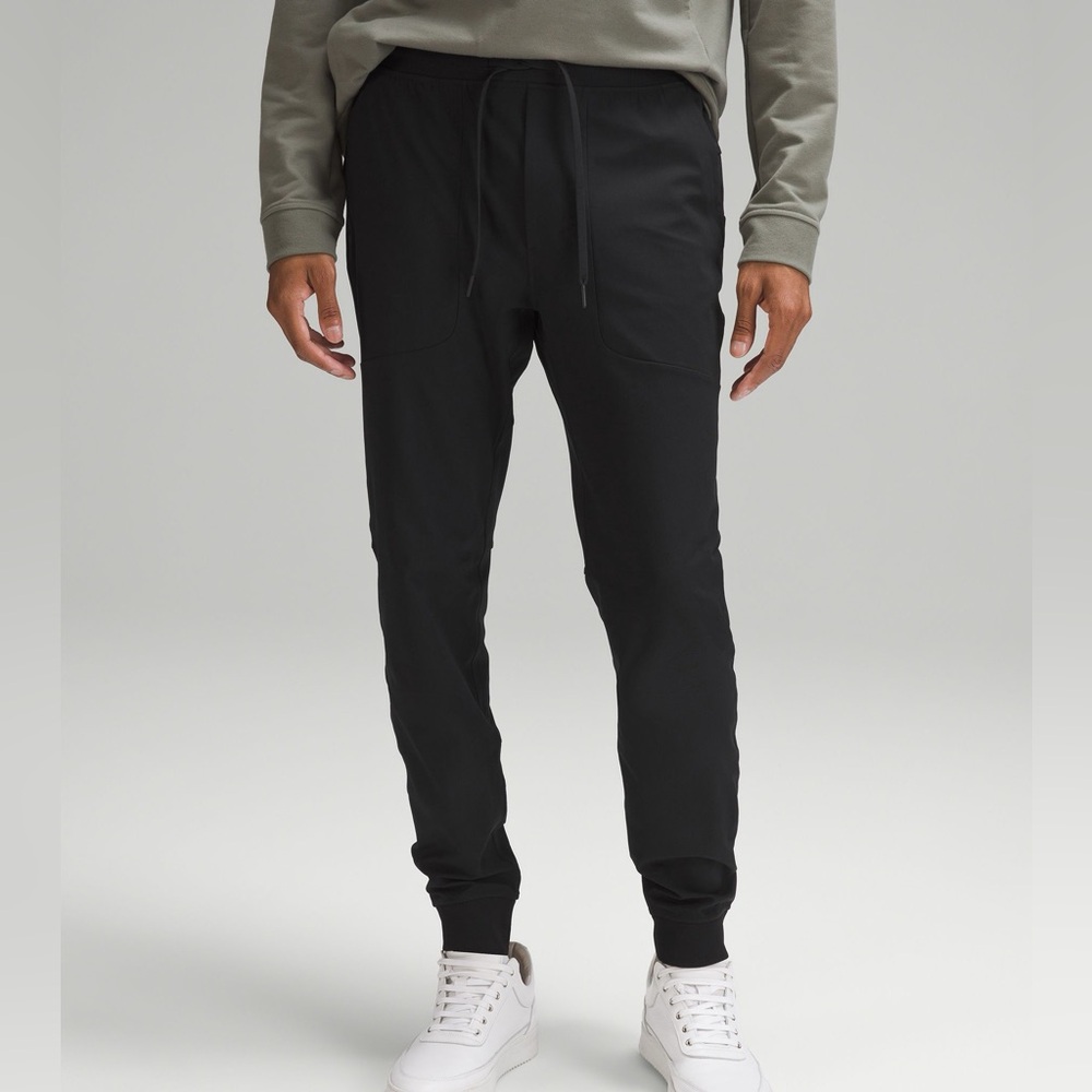 Lululemon Athletica men’s pants